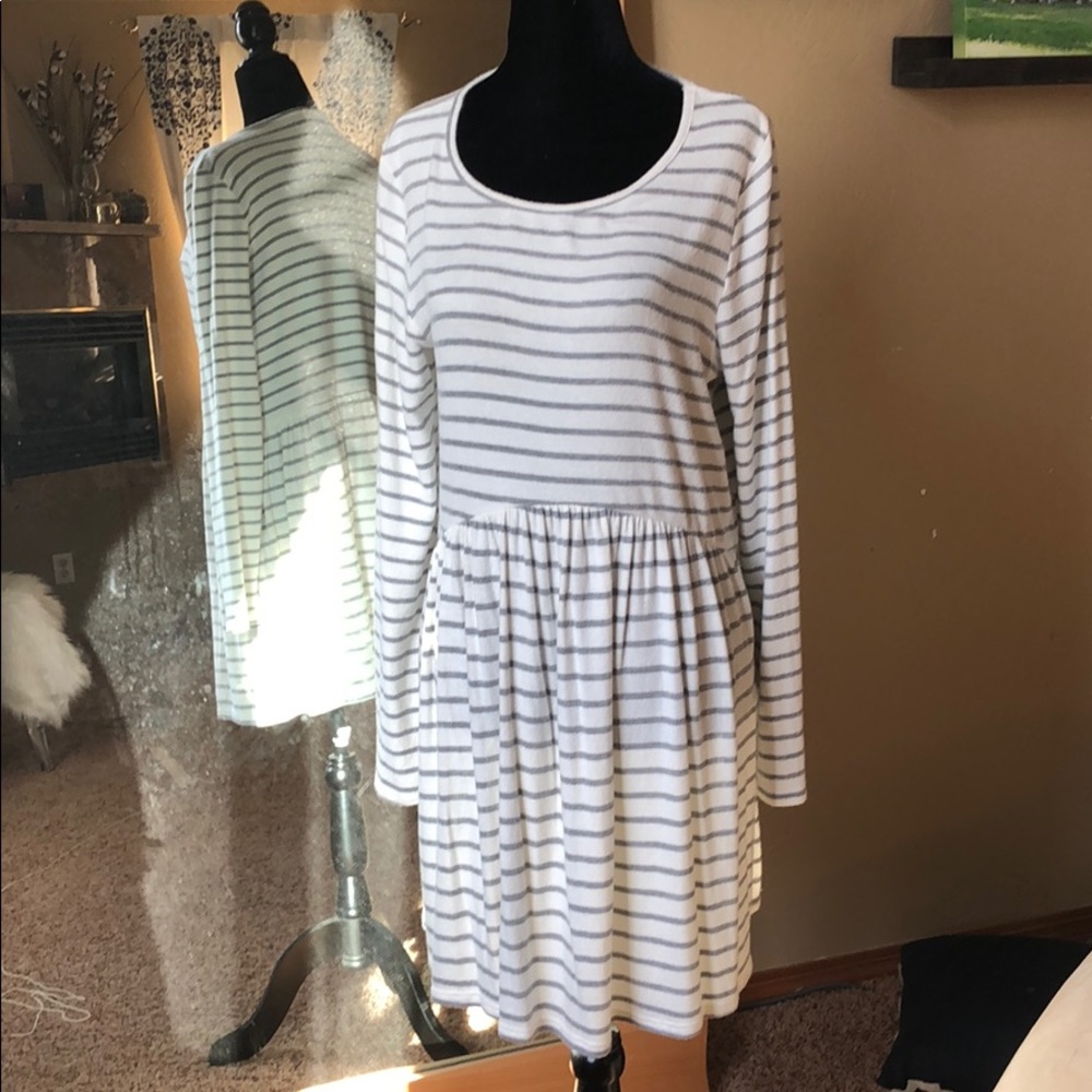 Long sleeve tunic dress